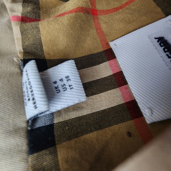 Burberry Trench coat - Picture 8 of 16